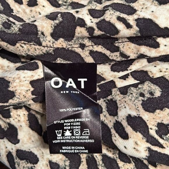 Oat New York Leopard Print Sateeny Midi
Skirt(Size XS) - Picture 4 of 5